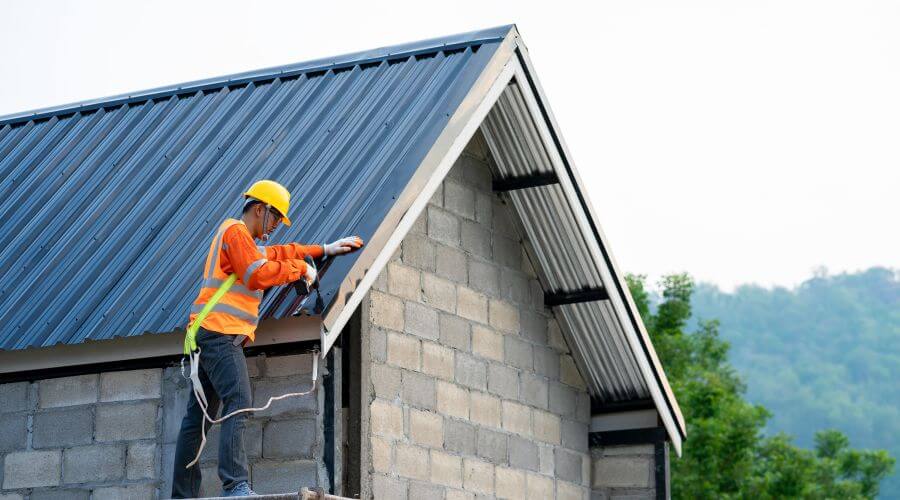 Expert top industrial roofings services in Mcclusky, ND